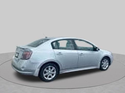 Used 2012 Nissan Sentra 2.0 SR w/ Convenience Pkg FWD image 4