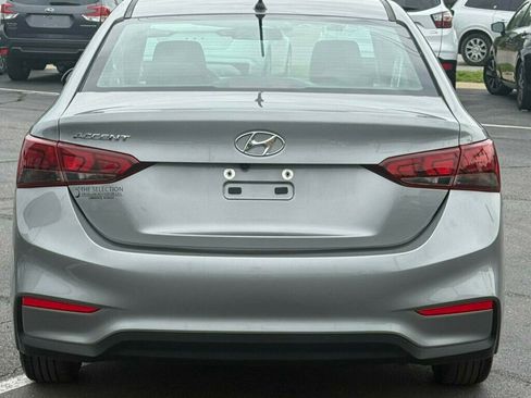 Used 2021 Hyundai Accent SE FWD image 14
