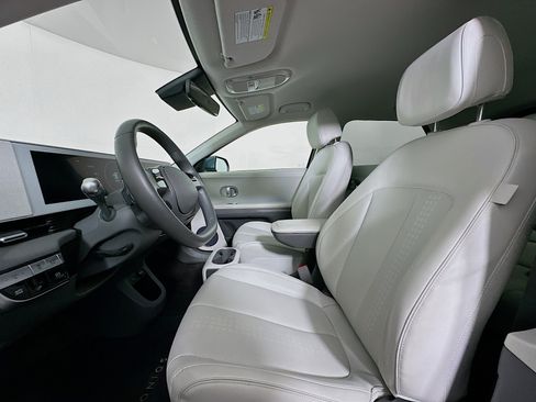 Used 2023 Hyundai Ioniq 5 SEL image 13