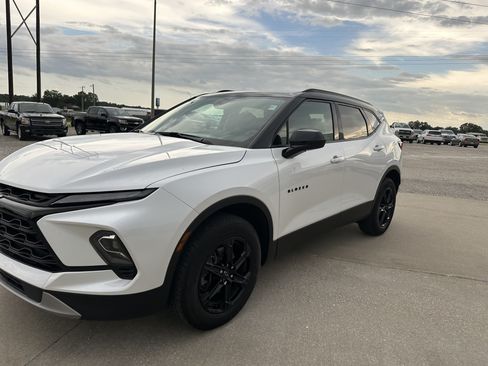 Used 2023 Chevrolet Blazer LT w/ Midnight/Sport Edition AWD/4WD image 5