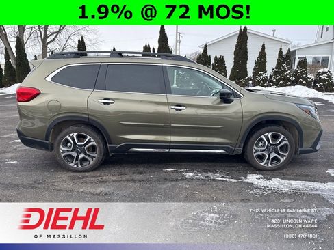 Used 2025 Subaru Ascent Touring image 5