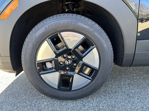 New 2026 Hyundai Santa Fe SE image 11