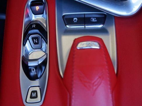 Used 2020 Chevrolet Corvette Stingray Preferred Cpe w/ 2LT Preferred Equipment Group image 16