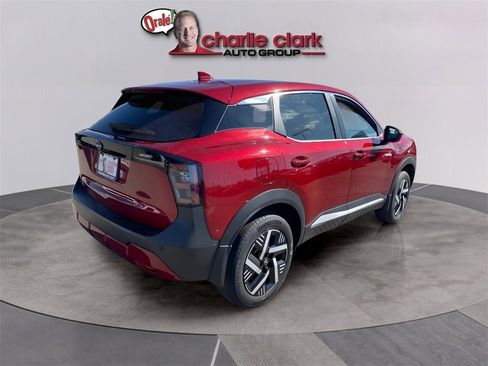 New 2026 Nissan Kicks SV image 6