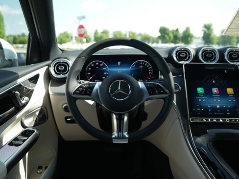 New 2026 Mercedes-Benz GLC 350e 4MATIC image 21