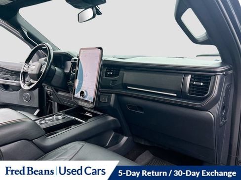 Used 2022 Ford Expedition Platinum AWD/4WD image 40