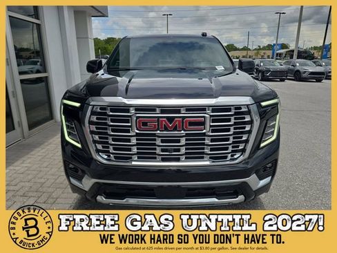 New 2026 GMC Yukon Denali w/ Denali Reserve Package AWD/4WD image 2
