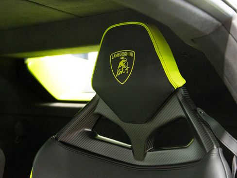 Used 2026 Lamborghini Temerario AWD/4WD image 30