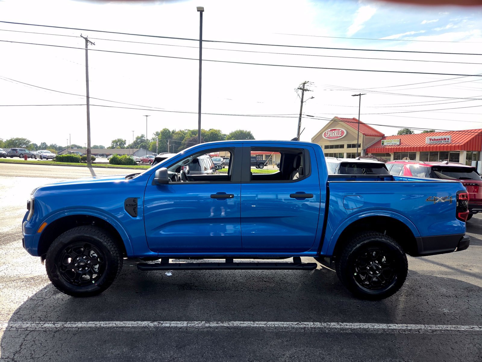 New 2026 Ford Ranger XLT w/ Black Appearance Package AWD/4WD image 6