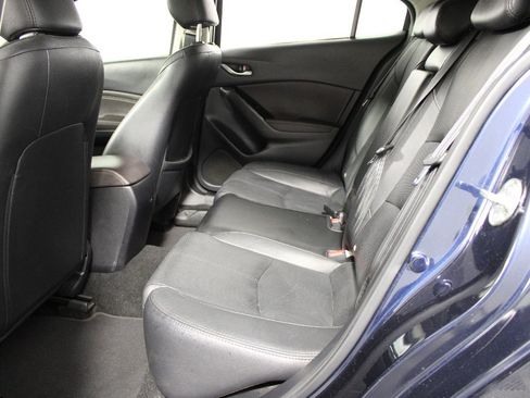 Used 2018 MAZDA MAZDA3 Grand Touring w/ Premium Equipment Package FWD image 50