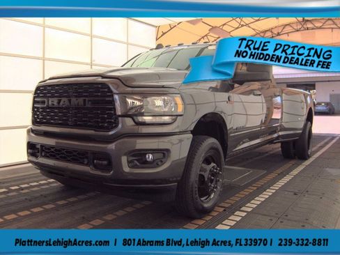 Used 2024 RAM 3500 Big Horn w/ Night Edition AWD/4WD image 1