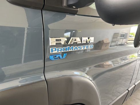 Used 2024 RAM ProMaster 3500 FWD image 14