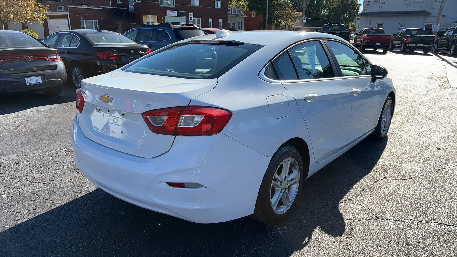 Used 2016 Chevrolet Cruze LT FWD image 5