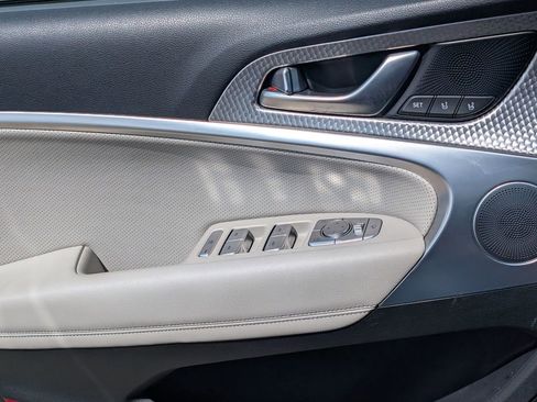 Used 2023 Genesis G70 2.0T w/ Sport Prestige Package image 24