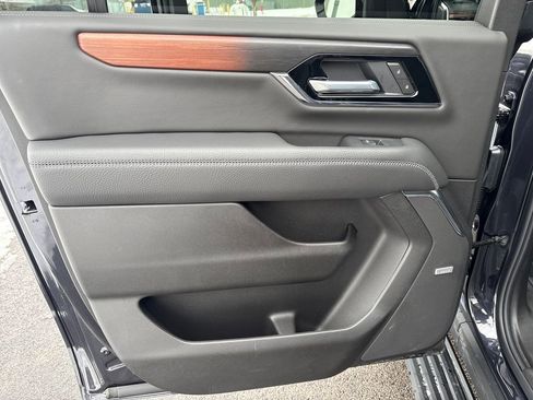 New 2026 GMC Yukon XL Denali w/ Sun & Power Step Package image 43