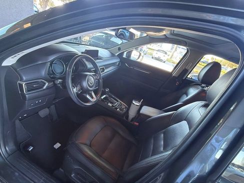 Used 2019 MAZDA CX-5 Grand Touring w/ GT Premium Package FWD image 3