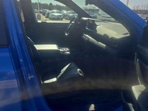 Used 2023 Honda Pilot TrailSport image 18