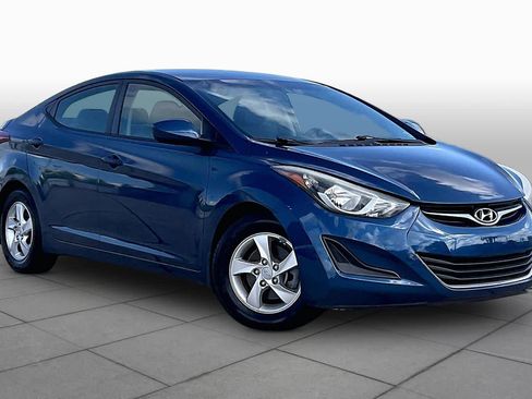 Used 2015 Hyundai Elantra SE FWD image 2