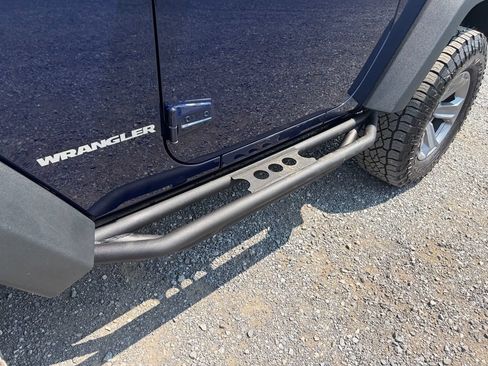 Used 2013 Jeep Wrangler Sport AWD/4WD image 14
