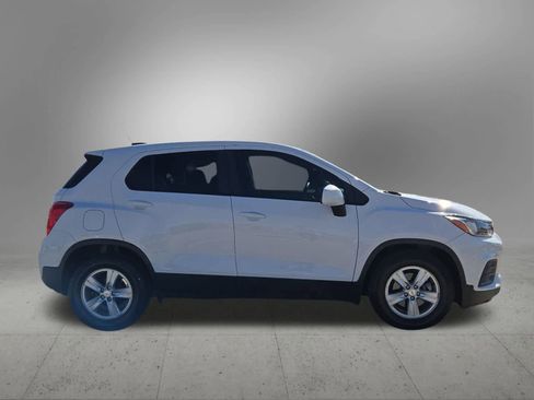 Used 2020 Chevrolet Trax LS image 7