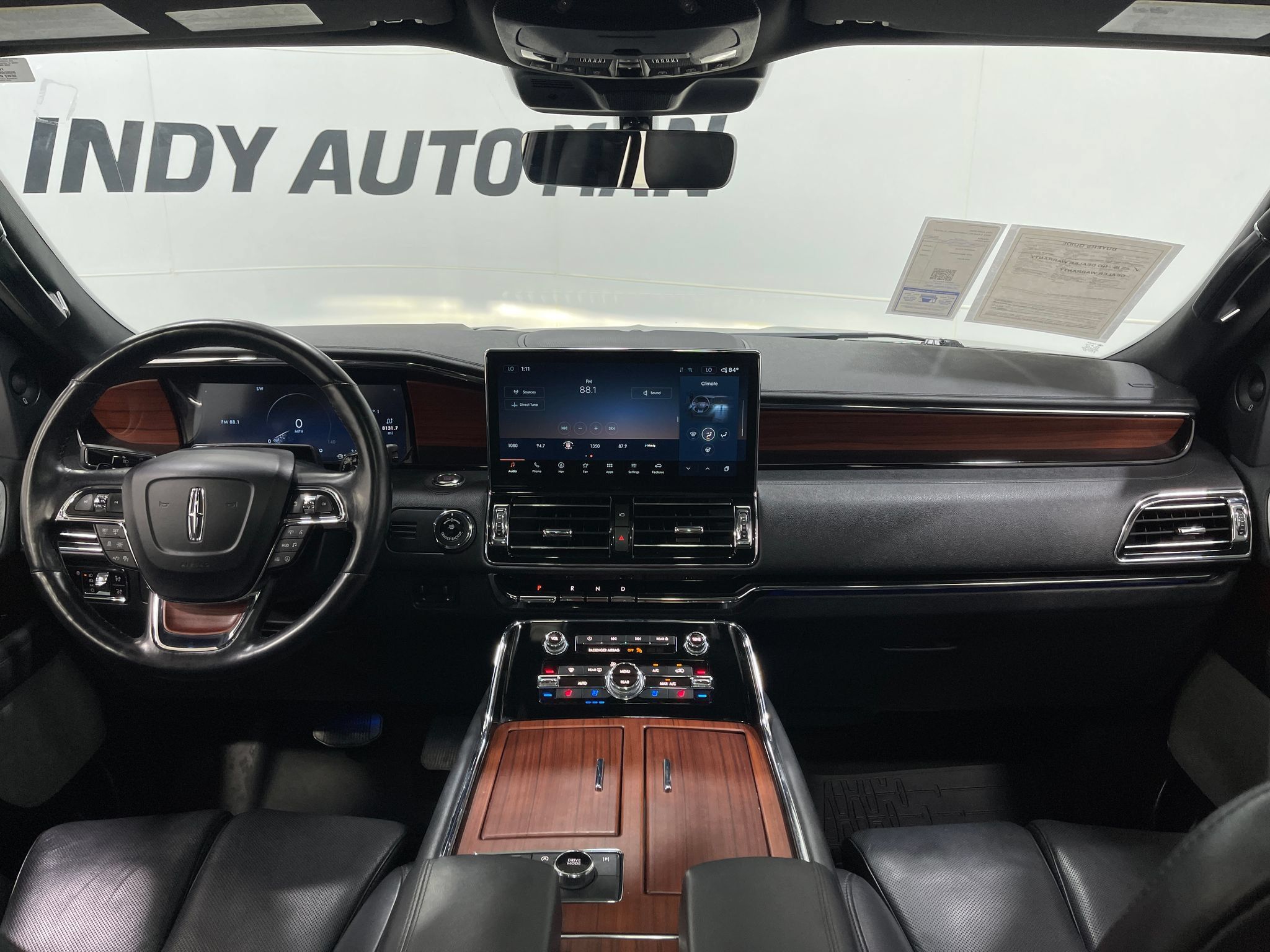 Used 2023 Lincoln Navigator L Reserve AWD/4WD image 17