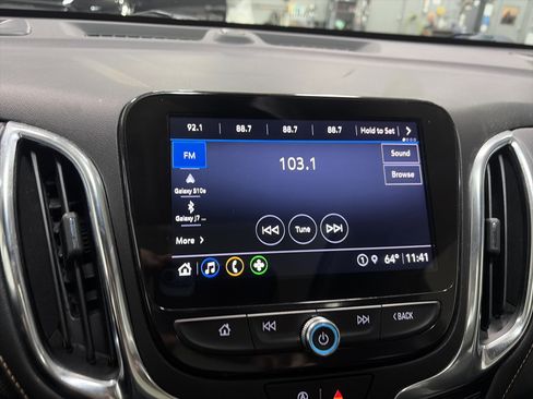 Used 2022 Chevrolet Equinox Premier AWD/4WD image 19