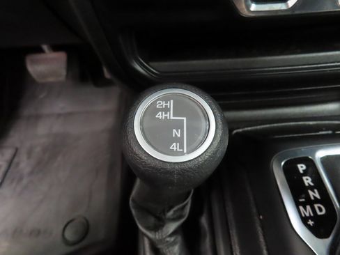 Used 2020 Jeep Wrangler Unlimited Willys image 44