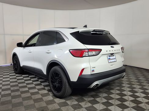 Used 2020 Ford Escape SE AWD/4WD image 5