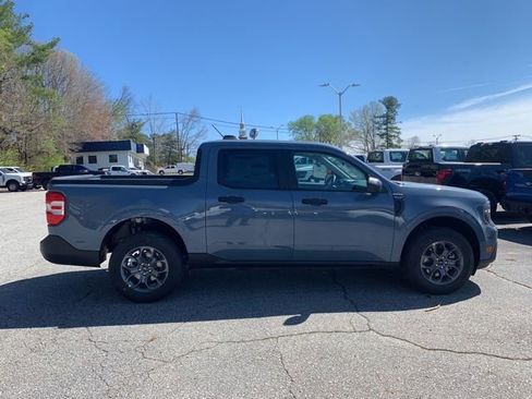 New 2026 Ford Maverick XLT FWD image 10