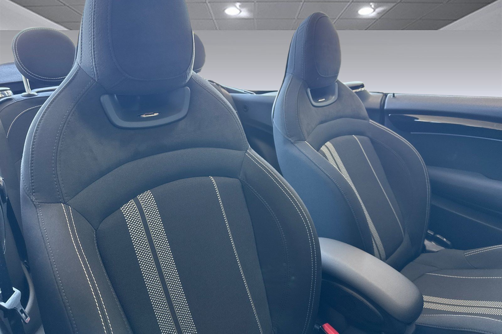 Used 2024 MINI Cooper John Cooper Works FWD image 33