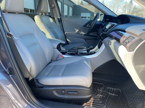Used 2016 Honda Accord EX-L image 11
