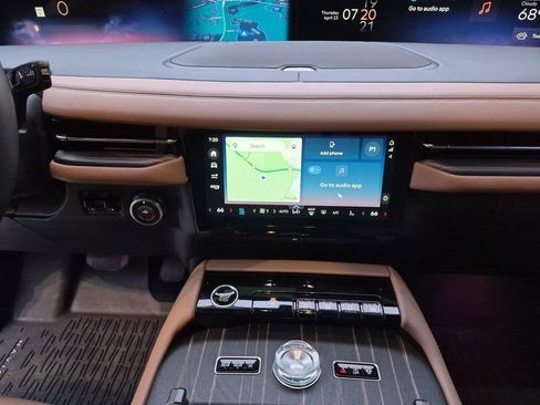Used 2025 Lincoln Navigator L Black Label AWD/4WD image 22