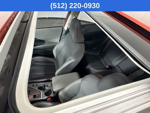 Used 2025 Subaru Crosstrek 2.0i Premium image 26