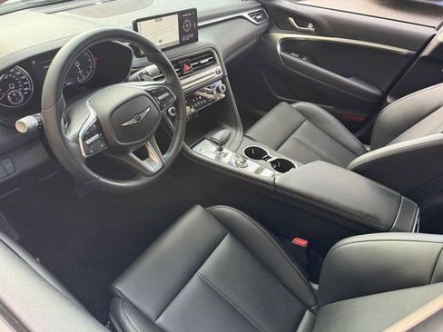 Used 2025 Genesis G70 2.5T AWD/4WD image 13