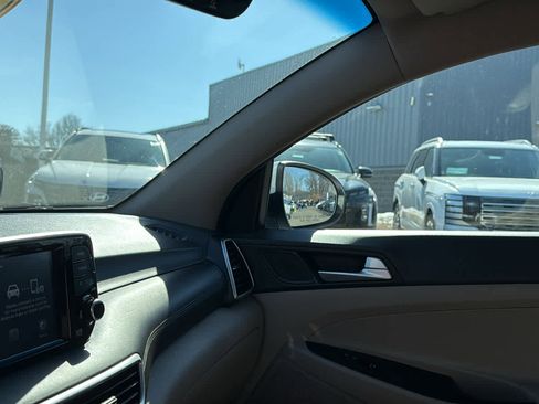 Used 2019 Hyundai Tucson Limited image 23