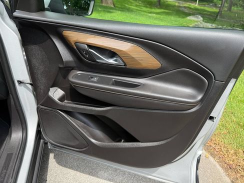 Used 2019 GMC Terrain SLE w/ Driver Convenience Package FWD image 37