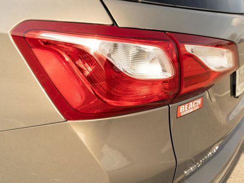 Used 2019 Chevrolet Equinox LT image 38