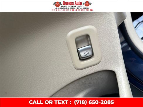 Used 2019 Mercedes-Benz GLC 300 4MATIC w/ Premium Package image 37