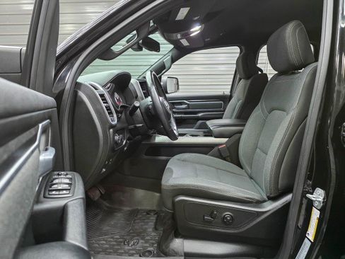Used 2019 RAM 1500 Big Horn AWD/4WD image 15
