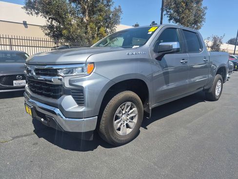 Used 2023 Chevrolet Silverado 1500 LT RWD image 2