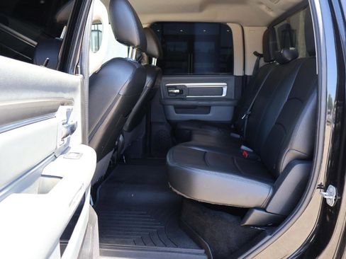 Used 2017 RAM 2500 SLT AWD/4WD image 10