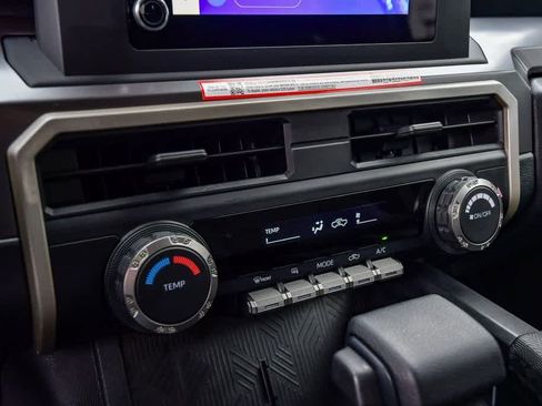 Certified 2025 Toyota Tacoma SR5 image 26