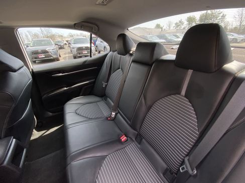 Used 2023 Toyota Camry SE w/ Cold Weather Package image 23