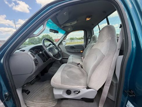 Used 2000 Ford F150 XL RWD image 12