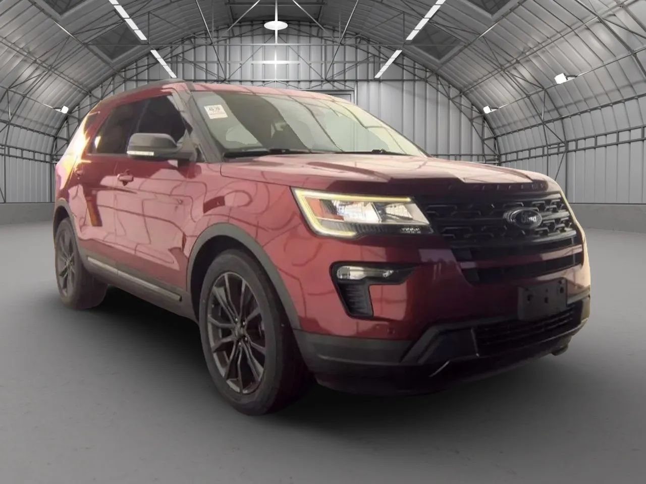 Used 2019 Ford Explorer XLT w/ Equipment Group 202A FWD image 4