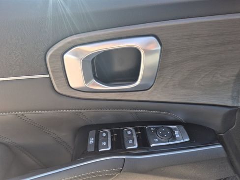 New 2026 Kia Sorento SX image 7