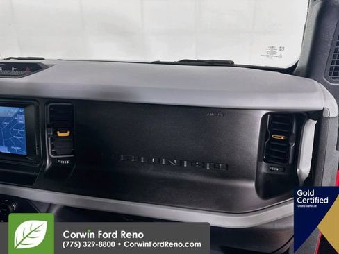Used 2021 Ford Bronco Badlands w/ Sasquatch Package AWD/4WD image 32