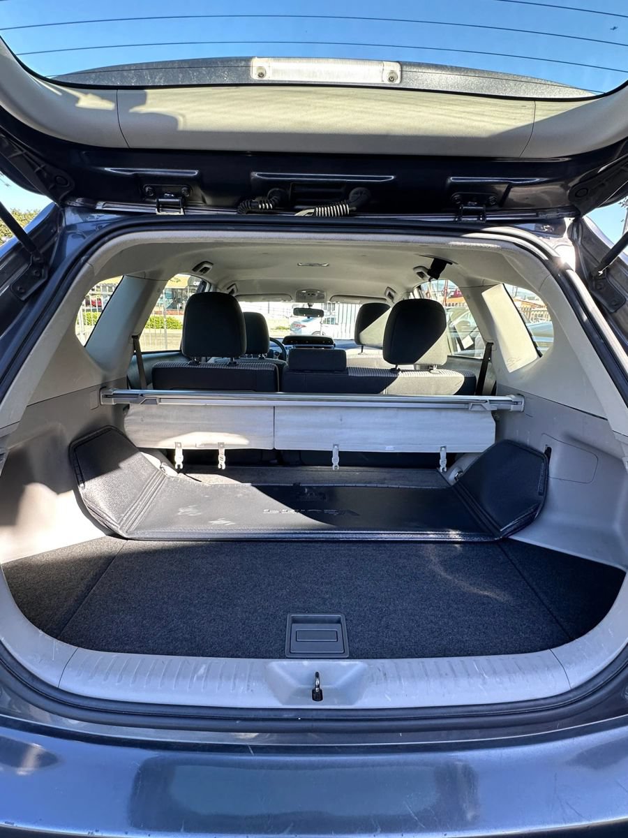 Used 2017 Toyota Prius V Two w/ Carpet Mat Package FWD image 14