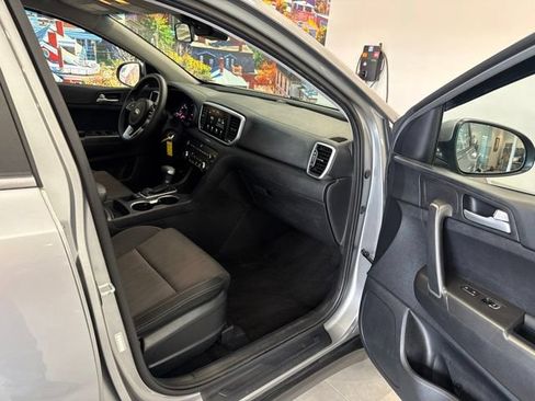 Used 2021 Kia Sportage LX AWD/4WD image 49