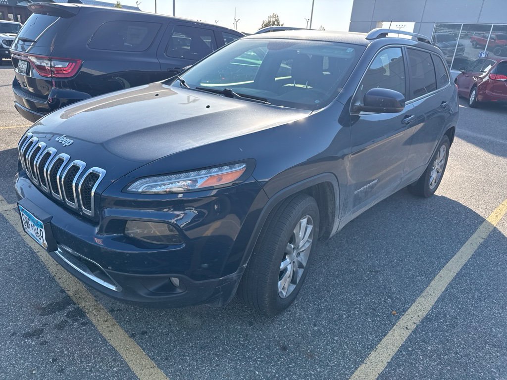Used 2018 Jeep Cherokee Limited AWD/4WD image 2